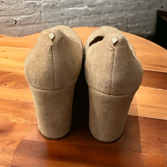 Sam Edelman “Stillson” Quality Tan Suede Heels! - Picture 5 of 10
